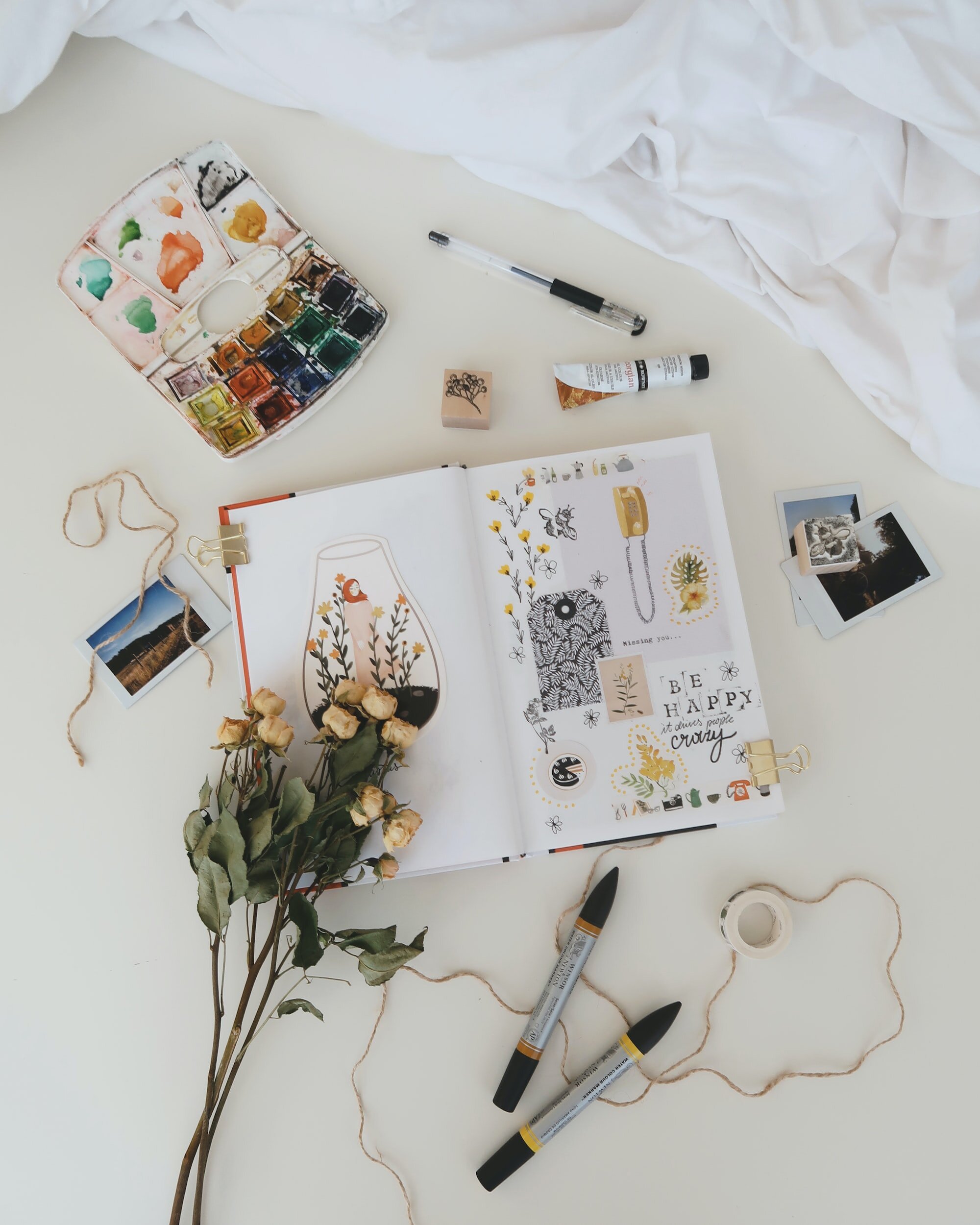 Capture Your Travel Memories: The Art of Photo Journaling