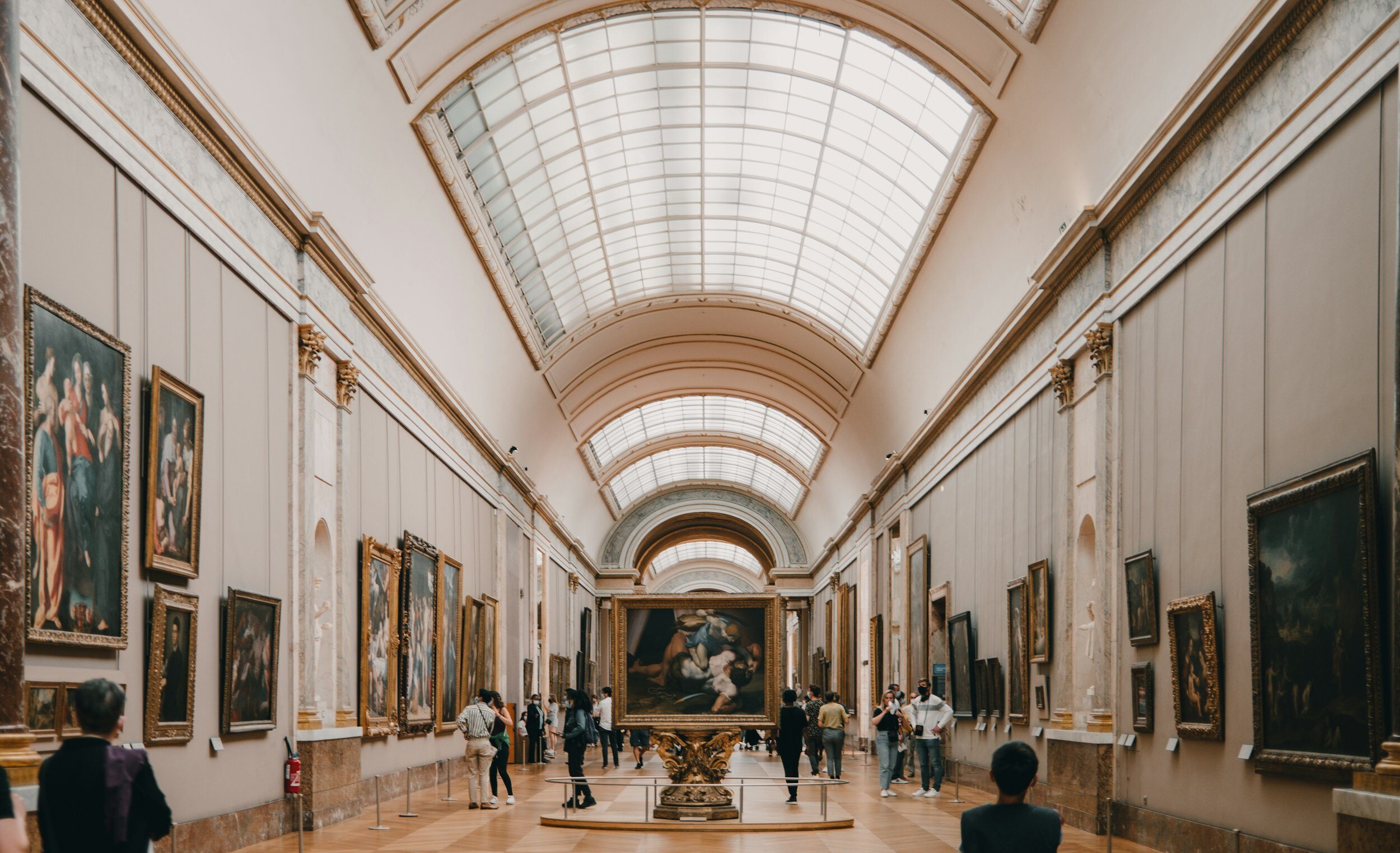 Integrating Art History in Student Travel: A Guide to Learning Abroad