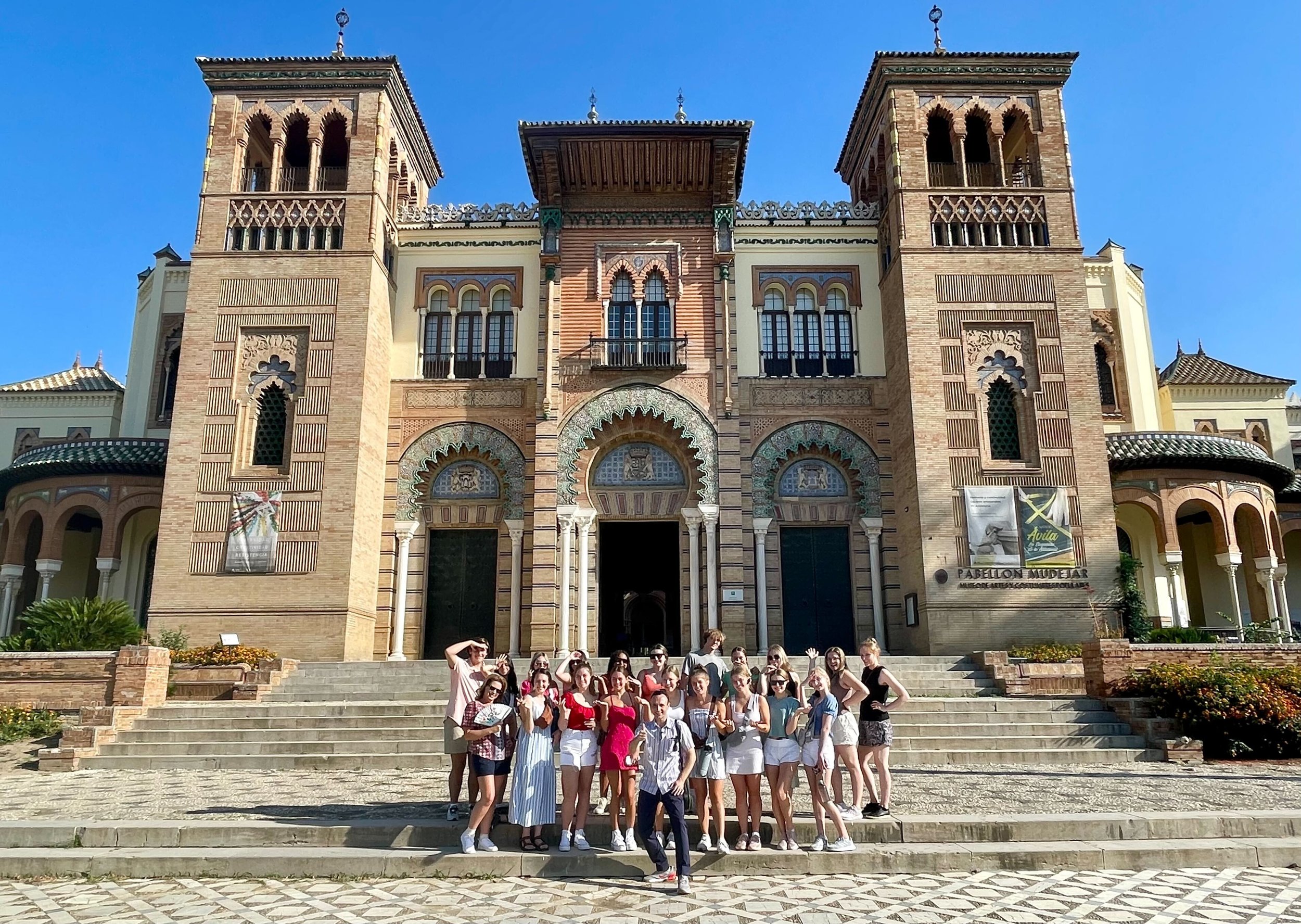 Mastering Student Recruitment for Educational Tours