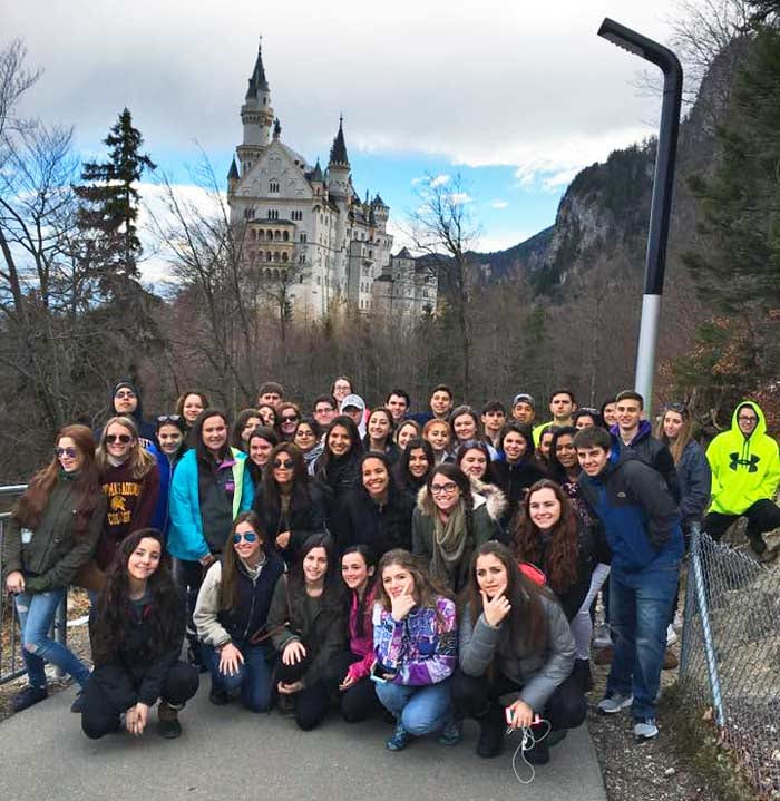 Tour Spotlight: Chocolates and Cappuccino