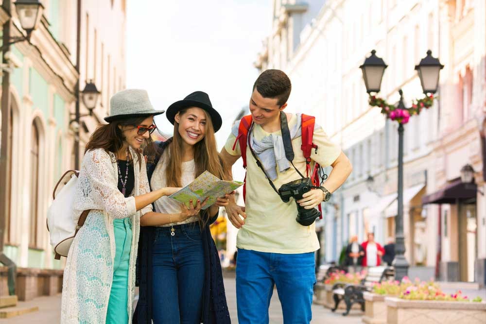 How to Break the Language Barrier While Traveling