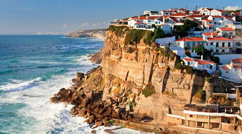 7 Reasons to Visit Portugal