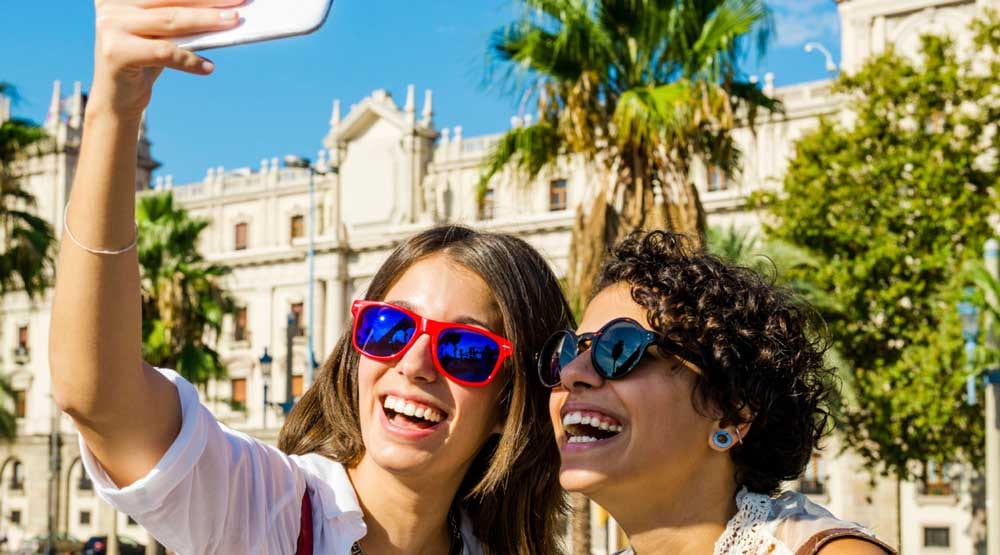 5 Things You Learn about Your Co-Workers after Traveling Together