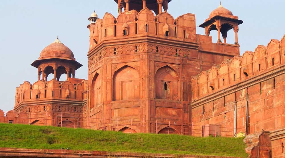 Historical India: Explore the Subcontinent's Forts, Palaces and Monuments