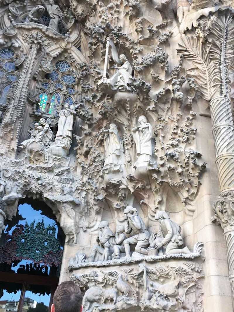 Sagrada Familia: Gaudí's Masterpiece
