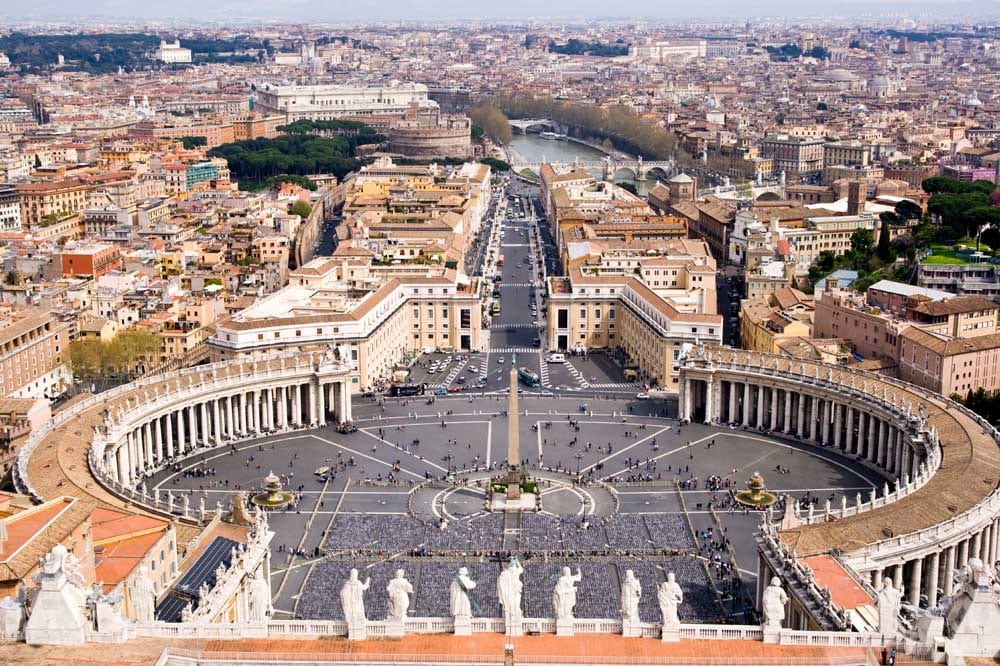19 Interesting Facts About the World's Smallest Country