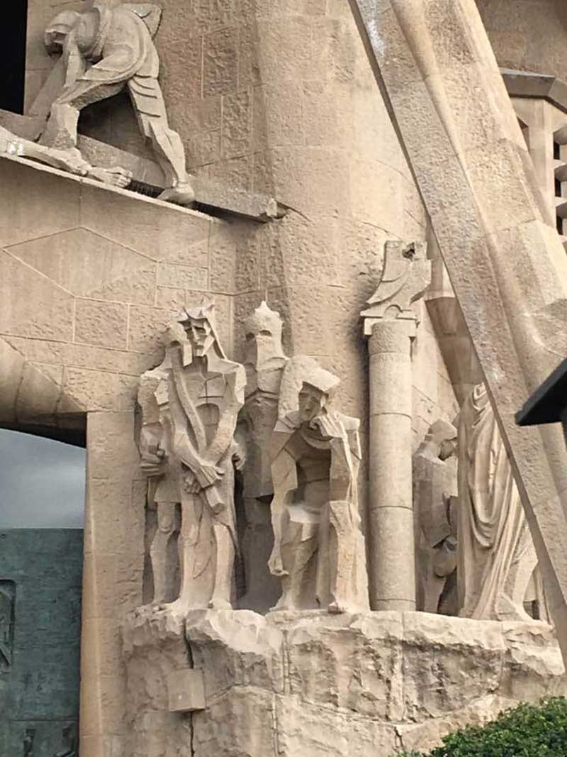 Sagrada Familia: Gaudí's Masterpiece