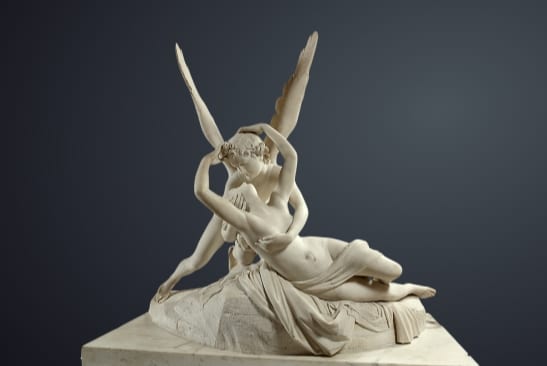 Top Four Pieces of Art to See at the Louvre