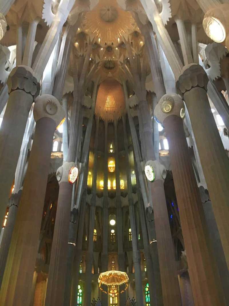 Sagrada Familia: Gaudí's Masterpiece